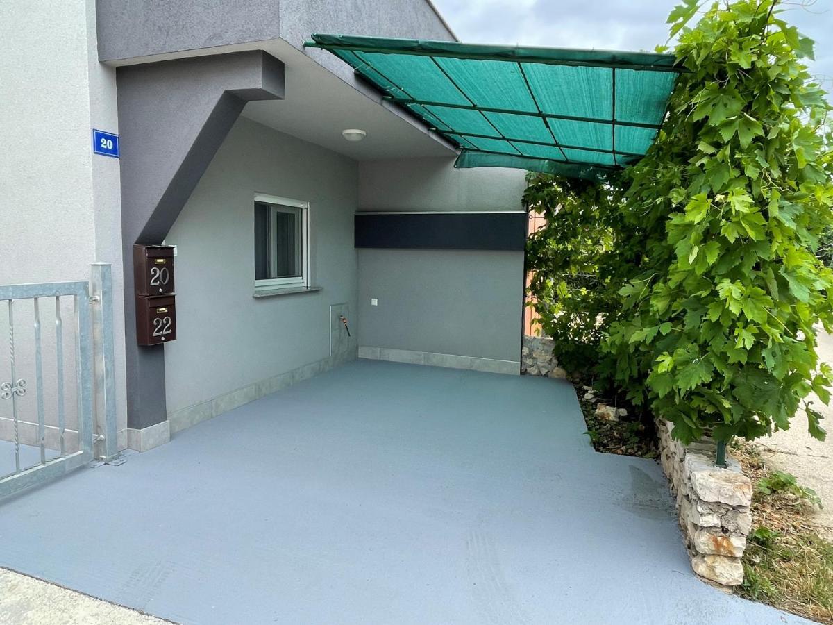 Apartment Boja Vir