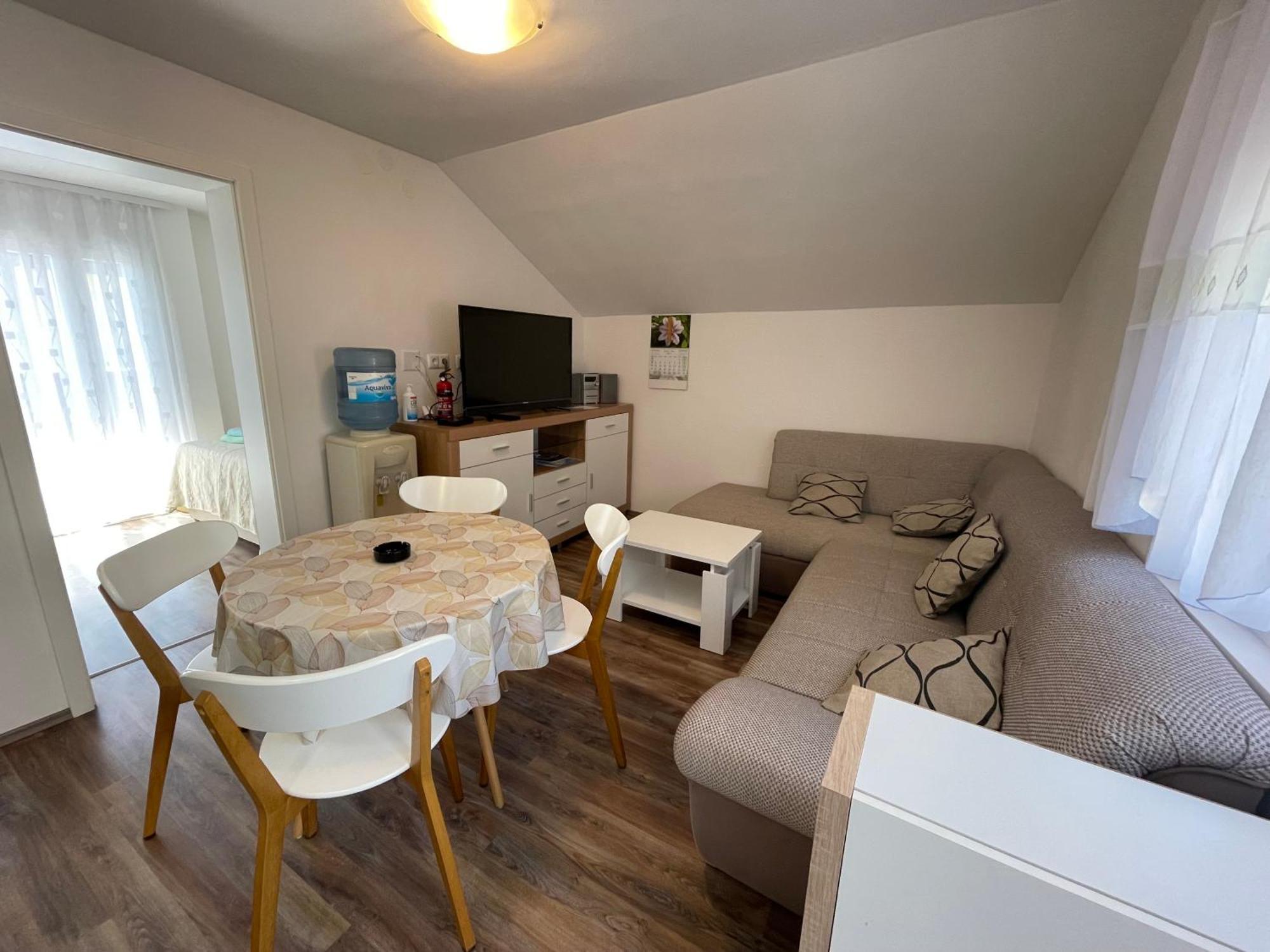 Apartment Boja *